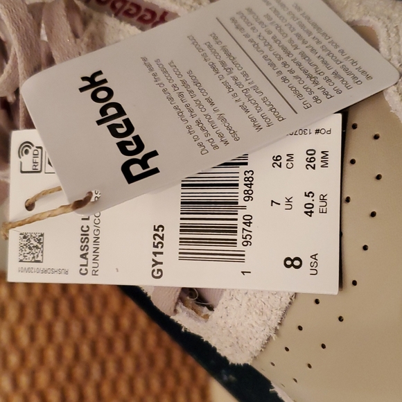 Shoes - Picture 4 of 4